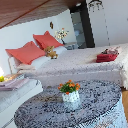 Madre Tierra Homestay Ayelo de Malferit